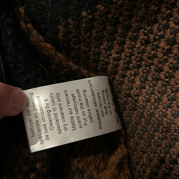 LANVIN Paris Authentic Wool Coat | size EU 40 | Like New | Paid $9500 - Picture 13 of 14